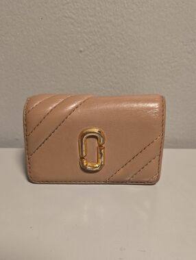 Marc Jacobs Tan Quilted Leather Card Holder with Gold Logo